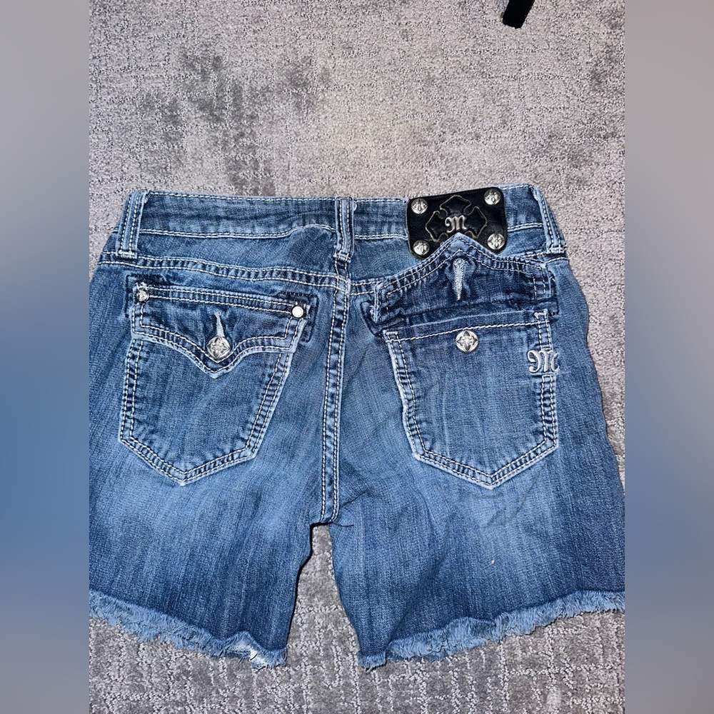 Miss Me Shorts Bermuda cut shorts